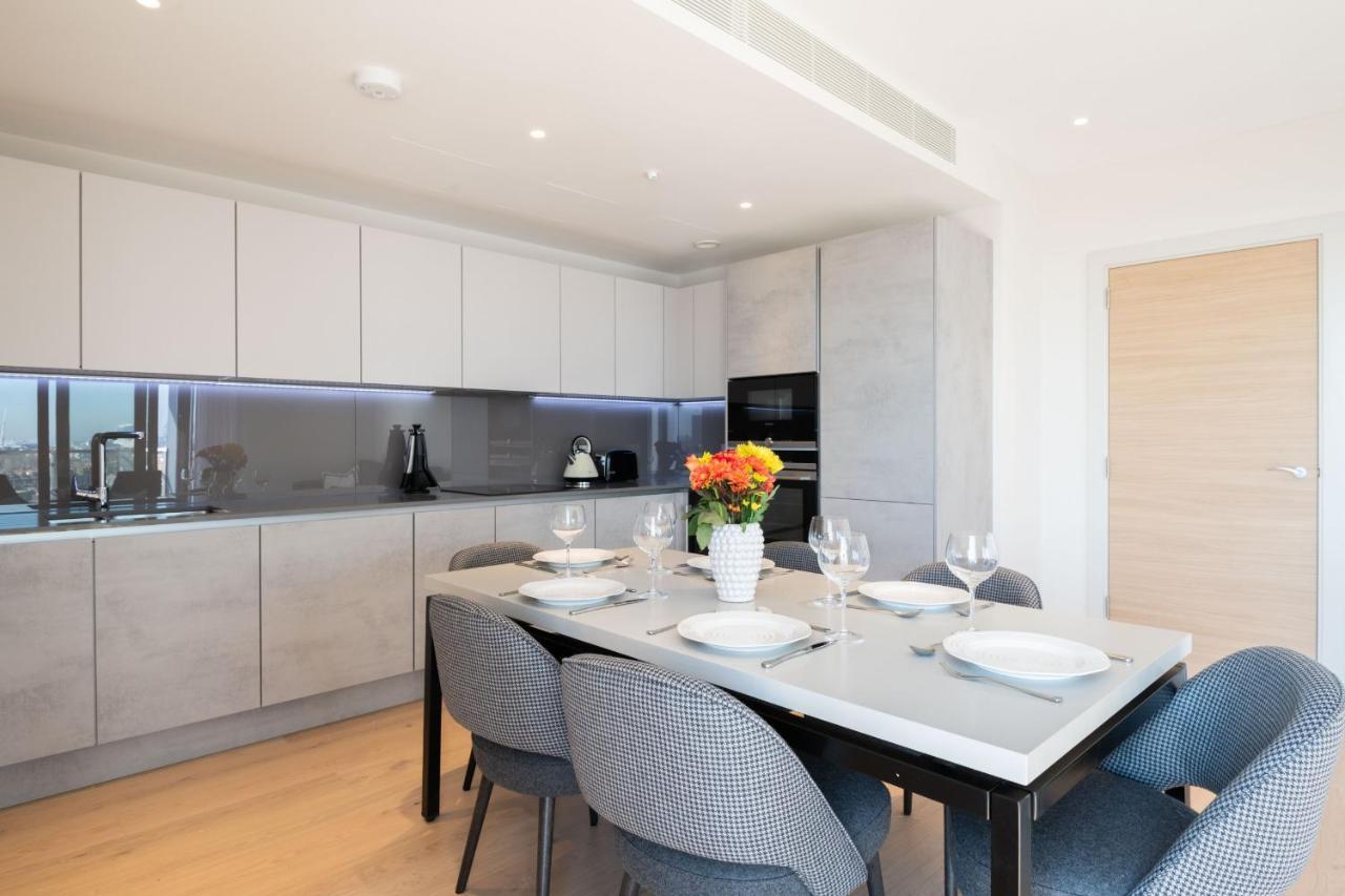 Elegant Victoria Home Close To Sloane Square By Underthedoormat Лондон Экстерьер фото